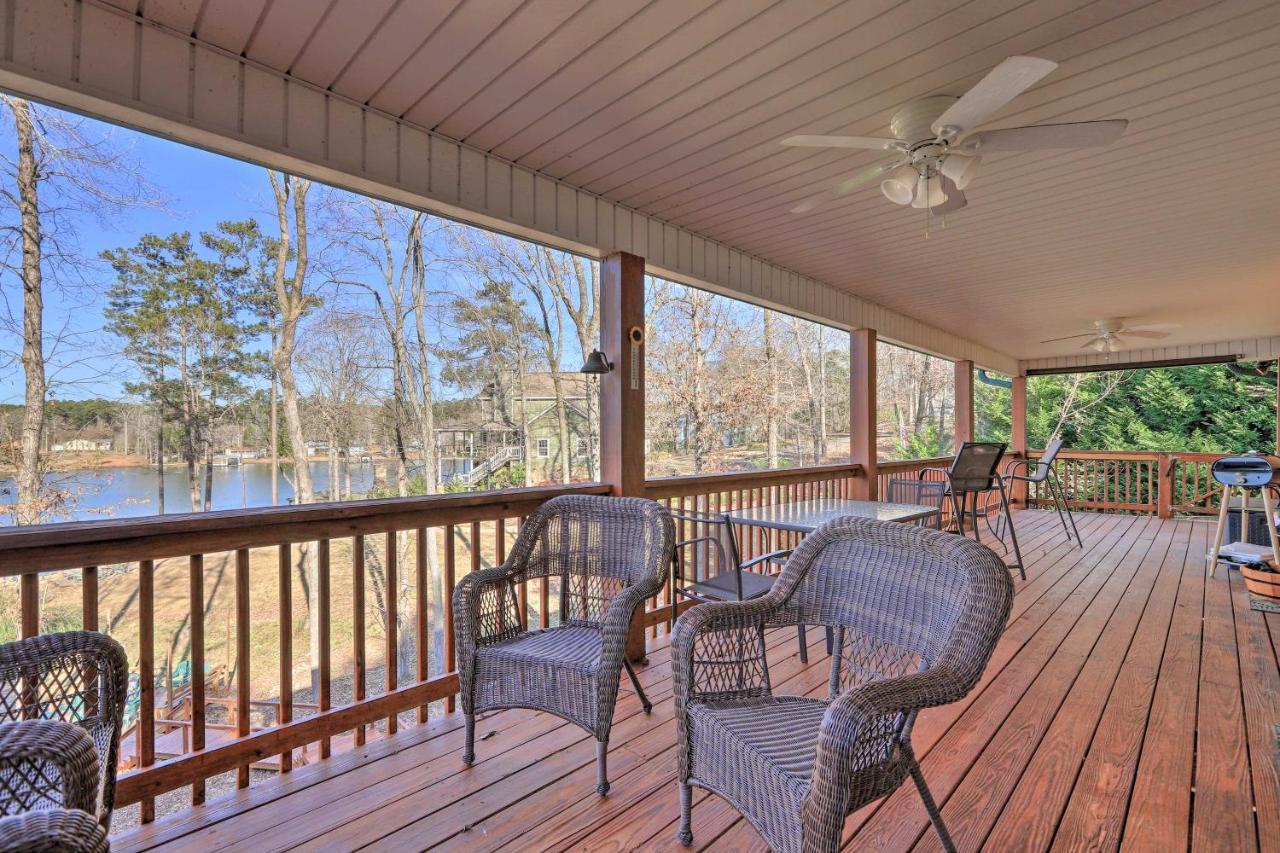 Lakefront Sparta Cottage With Decks And Boat Dock Εξωτερικό φωτογραφία