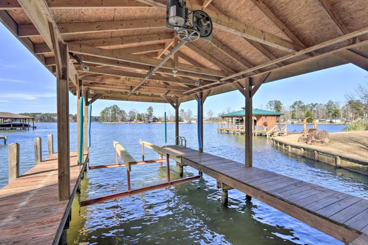 Lakefront Sparta Cottage With Decks And Boat Dock Εξωτερικό φωτογραφία