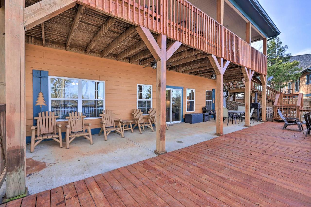 Lakefront Sparta Cottage With Decks And Boat Dock Εξωτερικό φωτογραφία